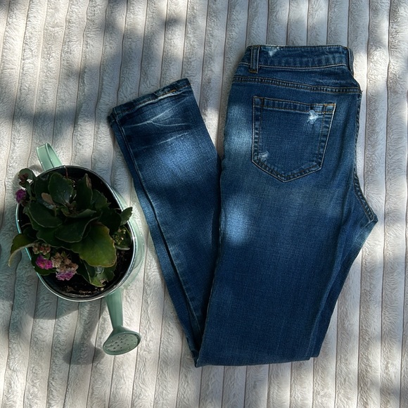 Skinny Distressed Jeans by Kenneth Cole Reaction - Picture 2 of 3